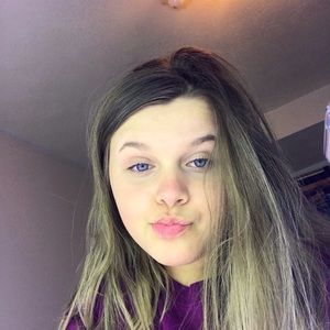 Meet your Posher, Hailey